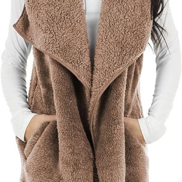 Knox Rose Jackets & Blazers - Sherpa Collared Vest NWOT